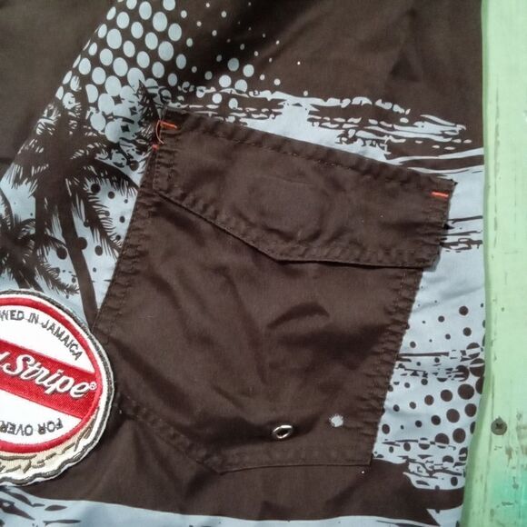 Red Stripe Men's Boardshorts Swimsuit Brown Red White Size 38 Waist Velcro - Picture 7 of 14